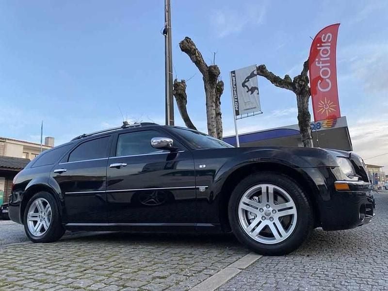 Usado Chrysler 300C Touring 218 HP (160 kW) 2006 Preto Carrinha