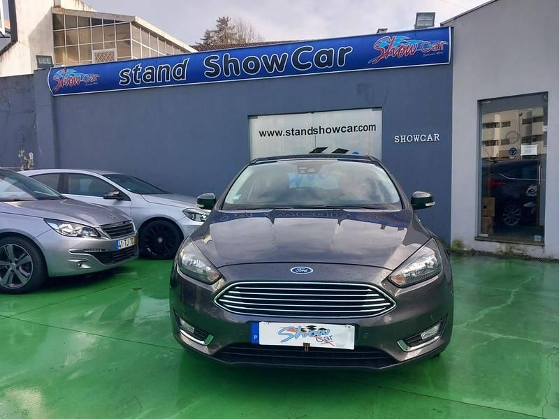 Usado Ford Focus 120 HP (88 kW) 2016 Antracite