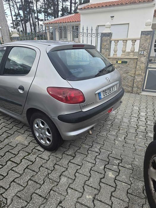 Usado 2004 Peugeot 206 Sedan | € 2.650 (Preço justo) - Imagem 1/4