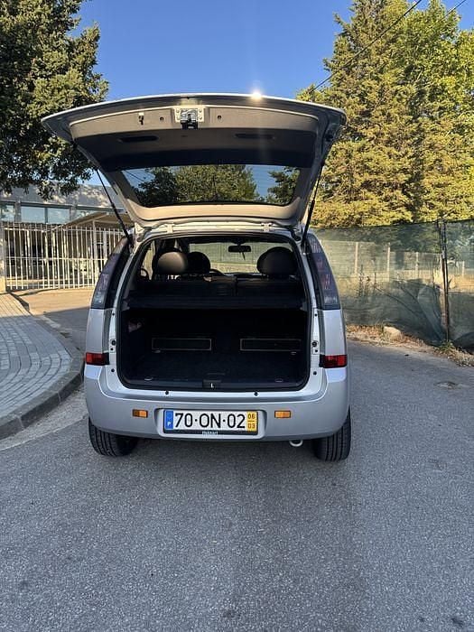 Usado 2006 Opel Meriva Monovolume | € 4.000 - Imagem 1/4