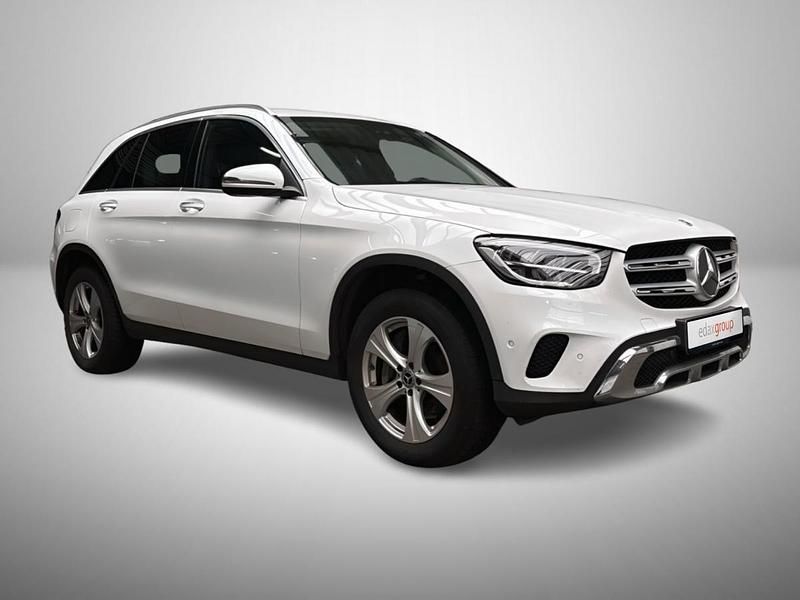 Branco Usado 2022 Mercedes GLC300 Exclusive SUV | € 44.490 (Preço justo) - Imagem 1/4