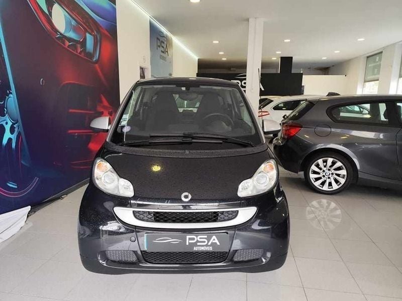 Preto Usado 2012 Smart ForTwo Coupé Coupé | € 7.750 (Preço justo) - Imagem 1/4