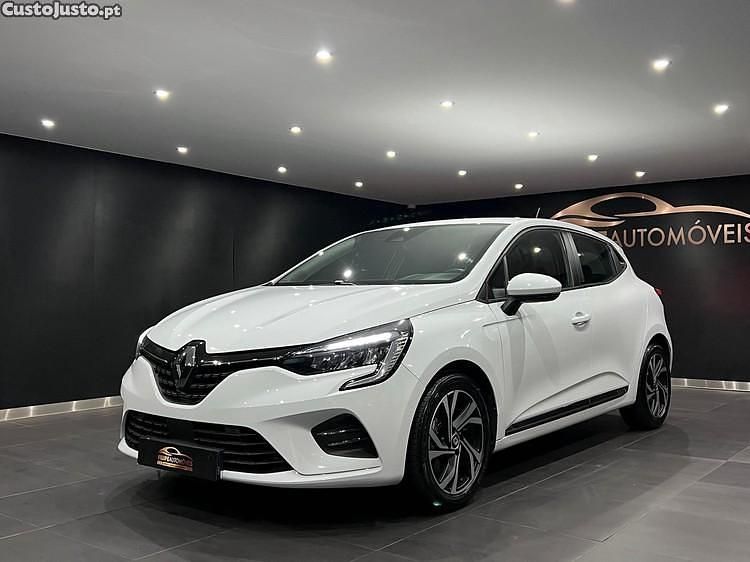 Branco Usado 2019 Renault Clio V Intens | € 15.900 (Preço justo) - Imagem 1/1
