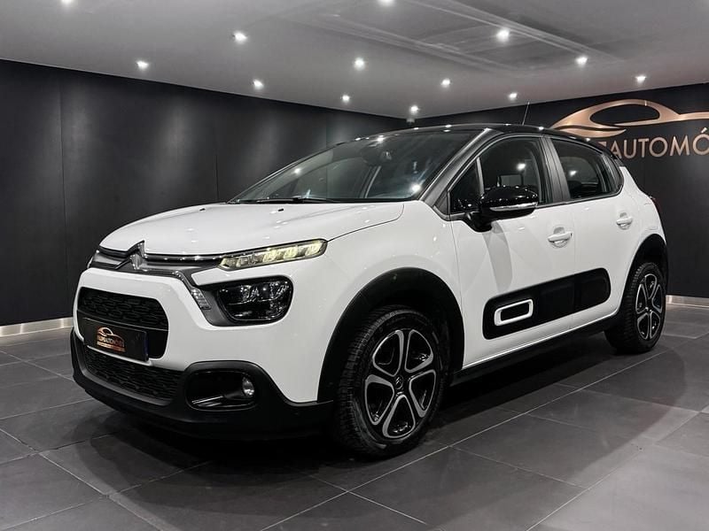 Branco Usado 2022 Citroën C3 PureTech Citadino | € 13.500 (Preço justo) - Imagem 1/4