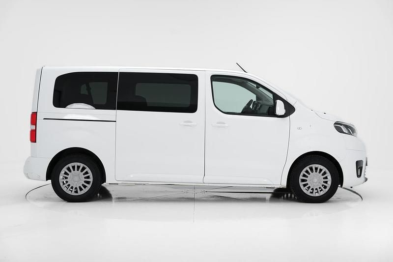 Usado Toyota Proace 120 HP (88 kW) 2019 Branco Monovolume