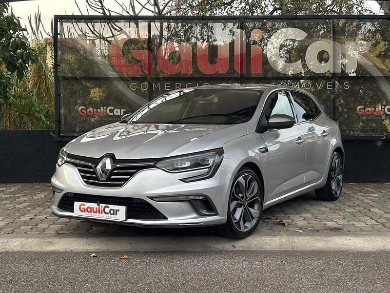 Usado Renault Mégane GT Line LIMITED 132 HP (97 kW) 2018 Cinza