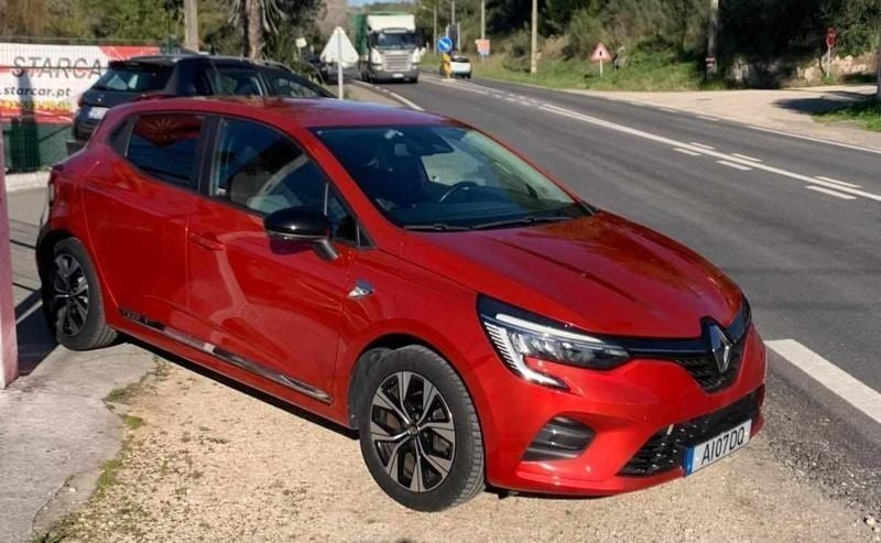 Vermelho Usado 2021 Renault Clio V Citadino | € 15.900 (Preço justo) - Imagem 1/4