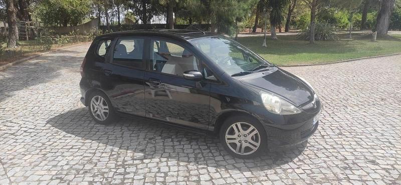 Usado 2006 Honda Jazz Citadino | € 3.250 (Preço justo) - Imagem 1/4