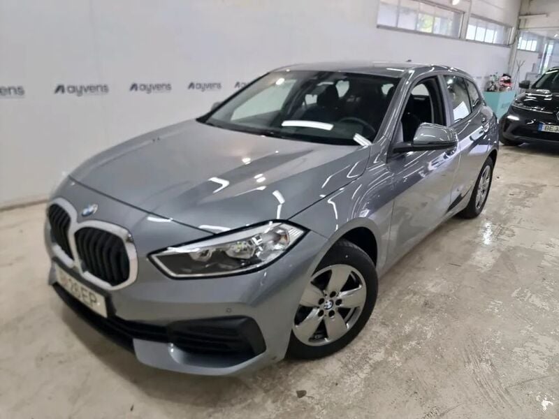 Cinza Usado 2024 BMW 116 Advantage Citadino | € 33.200 (Caro) - Imagem 1/4