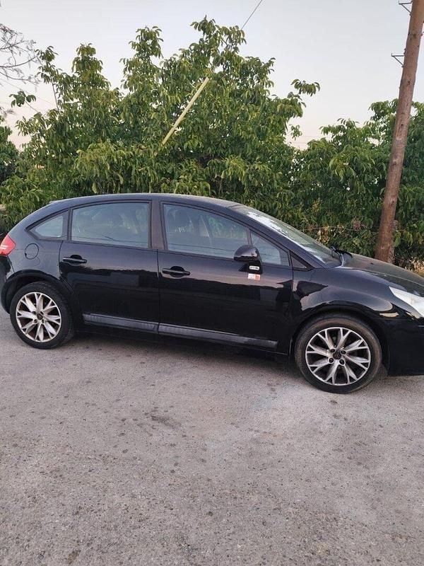 Preto Usado 2008 Citroën C4 | € 7.990 (Caro) - Imagem 1/4