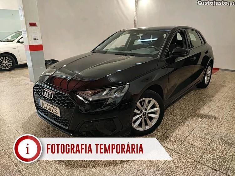 Preto Usado 2021 Audi A3 Sportback Advanced Citadino | € 21.490 (Preço justo) - Imagem 1/1