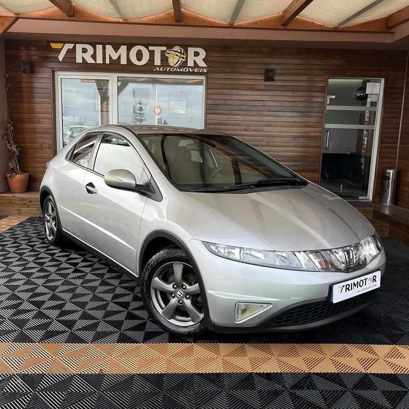 Cinzento Usado 2008 Honda Civic | € 5.990 (Preço justo) - Imagem 1/4