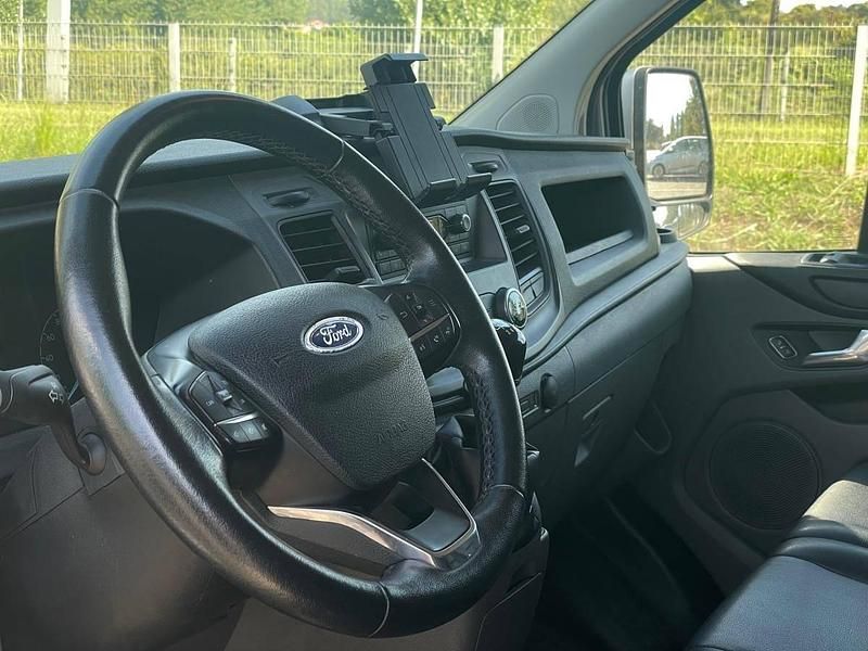 Usado Ford Transit Custom 130 HP (95 kW) 2022 Cinzento