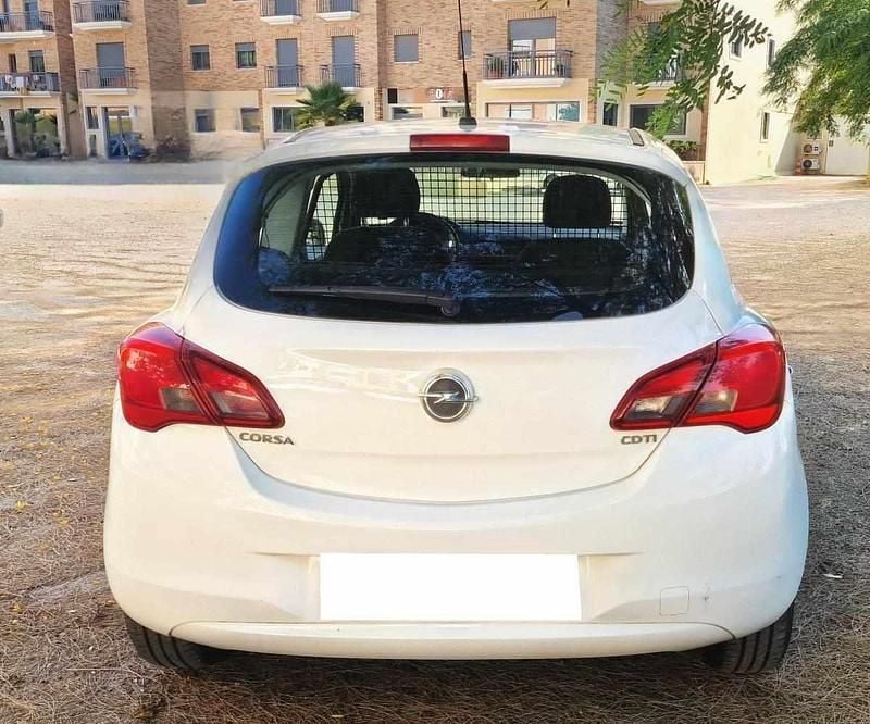 Usado Opel Corsa 75 HP (55 kW) 2016 Branco Van