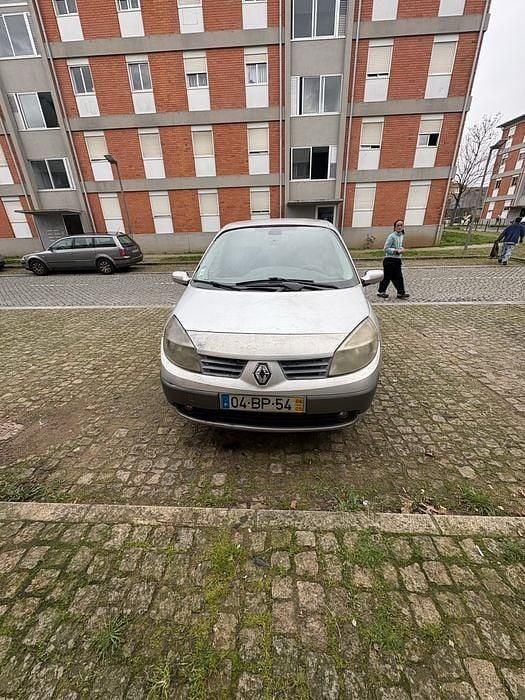 Usado 2006 Renault Scénic II Monovolume | € 1.550 (Preço justo) - Imagem 1/4