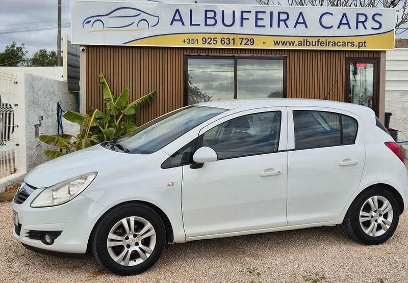 Usado 2010 Opel Corsa Cosmo Sedan | € 6.900 (Caro) - Imagem 1/4