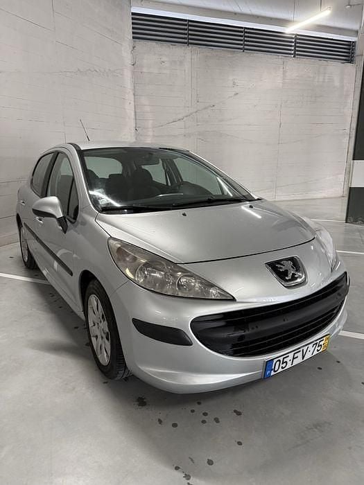 Usado Peugeot 207 70 HP (51 kW) 2008 Sedan