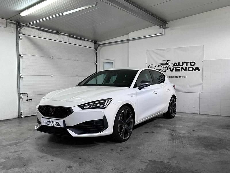 Branco Usado 2021 Cupra Leon Citadino | € 25.490 (Preço justo) - Imagem 1/4