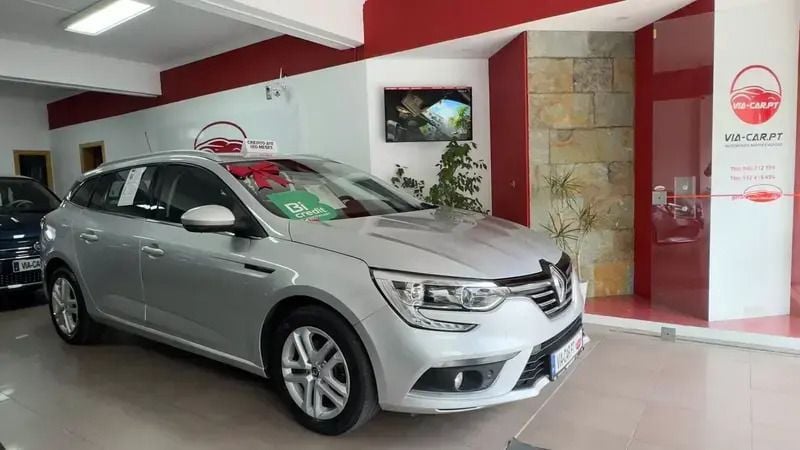 Usado Renault Mégane GrandTour LIMITED 115 HP (84 kW) 2018 Cinzento Carrinha