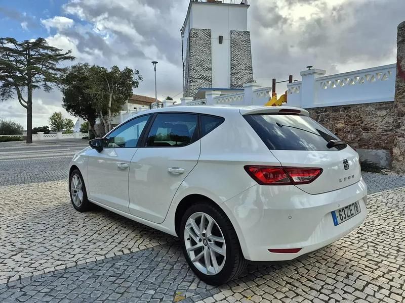 Usado Seat Leon Ecomotive 150 HP (110 kW) 2014 Branco Citadino