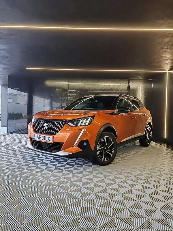 Laranja Usado 2021 Peugeot 2008 GT SUV | € 19.750 (Preço justo) - Imagem 1/4