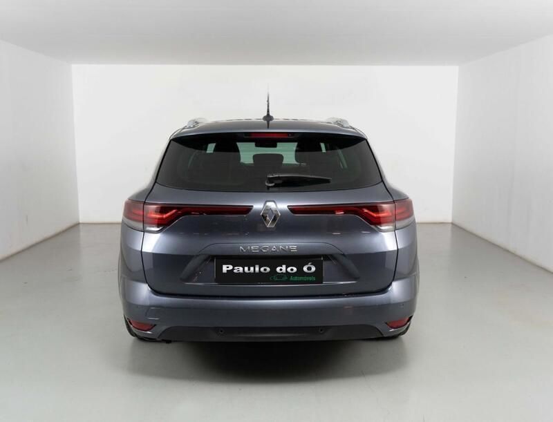 Usado Renault Mégane IV 140 HP (102 kW) 2021 Antracite Carrinha