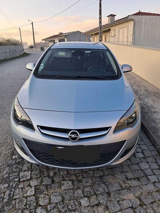 Usado Opel Astra 140 HP (102 kW) 2016 Sedan