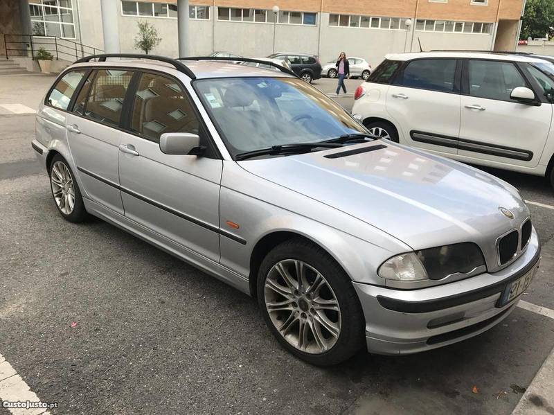 Sold BMW 320 e46 136cv 01 Carros usados para venda