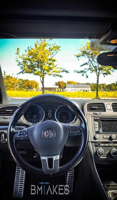 Usado VW Golf Cabriolet 150 HP (110 kW) 2014 Preto Cabrios