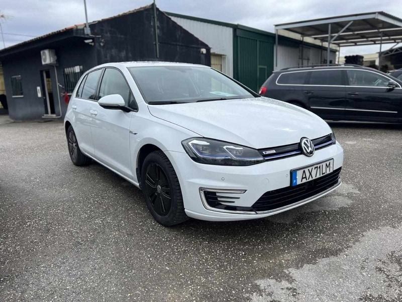 Usado VW e-Golf 100 kW (136 HP) 2019 Branco Citadino