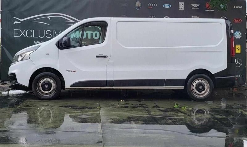 Usado Fiat Talento 130 HP (95 kW) 2017 Branco Monovolume