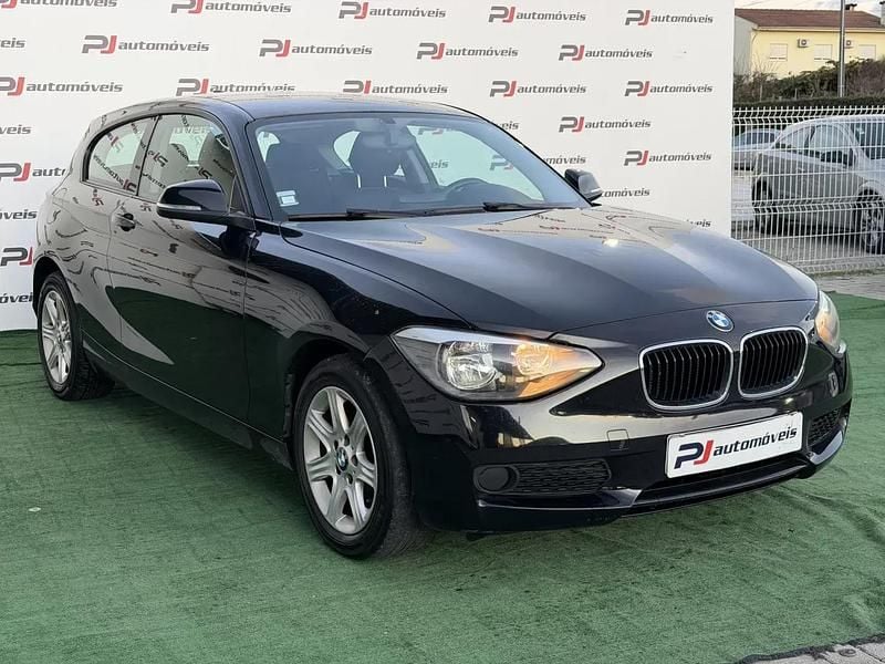 Usado BMW 114 Urban Line 102 HP (75 kW) 2013 Preto Citadino
