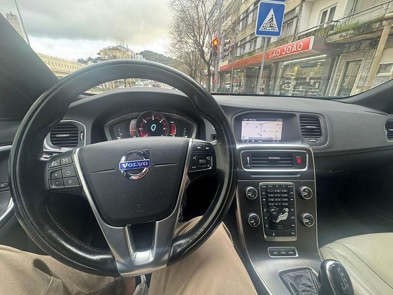 Usado Volvo V60 286 HP (210 kW) 2013 Carrinha