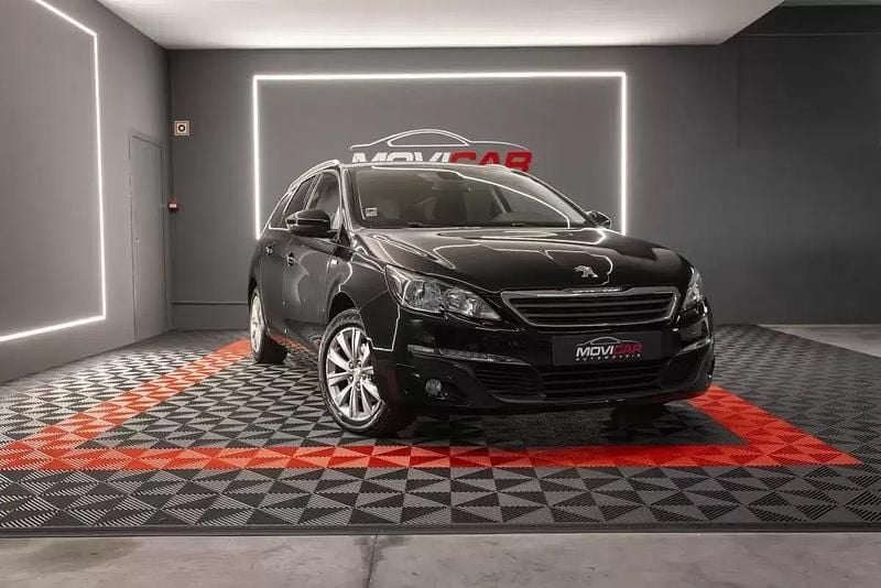 Usado Peugeot 308 Style 100 HP (73 kW) 2015 Preto Carrinha