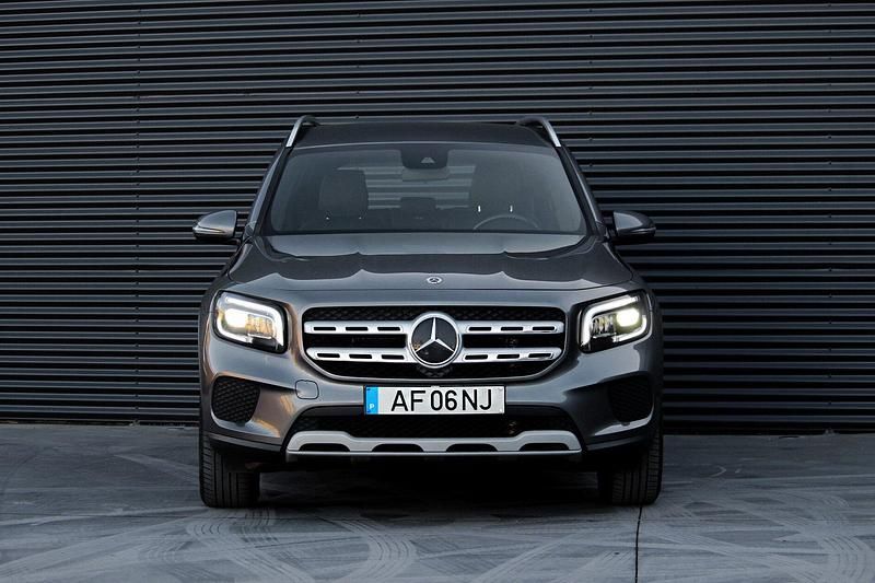 Usado Mercedes GLB200 Progressive 150 HP (110 kW) 2021 Cinza SUV