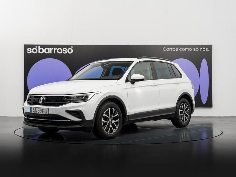 Usado VW Tiguan Life 130 HP (95 kW) 2021 Branco SUV
