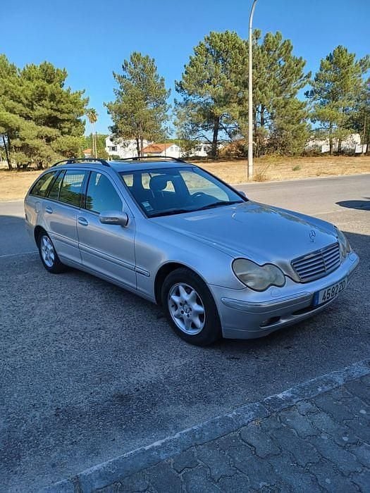 Usado 2001 Mercedes C220 Carrinha | € 4.950 (Preço justo) - Imagem 1/4