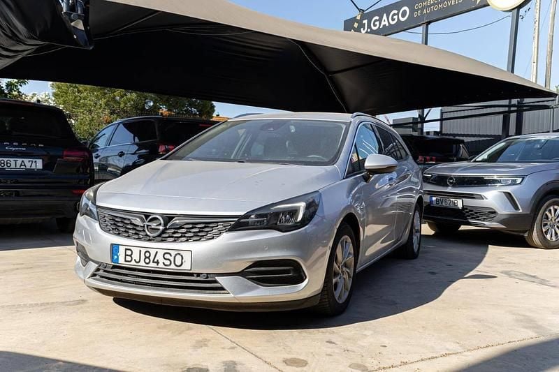 Cinzento Usado 2020 Opel Astra Sport Carrinha | € 17.900 (Caro) - Imagem 1/4