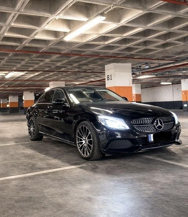 Usado Mercedes C220 170 HP (125 kW) 2016 Sedan