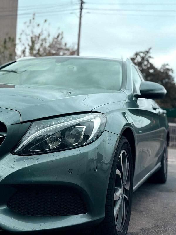 Usado Mercedes C350 279 HP (205 kW) 2016 Cinzento Carrinha