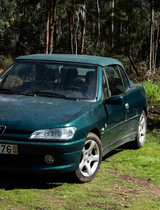 Usado 2000 Peugeot 306 Roland Garros Cabrios | € 4.500 - Imagem 1/4