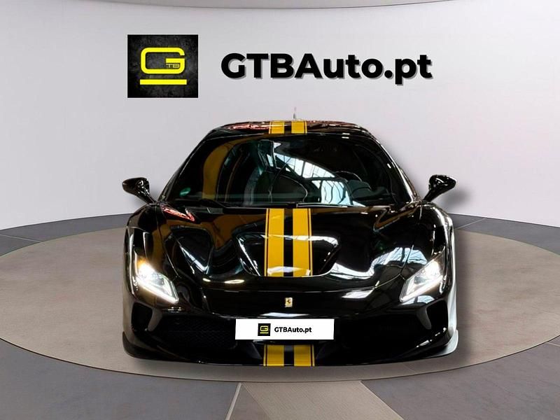 Preto Usado 2021 Ferrari F8 Coupé | € 325.000 - Imagem 1/4