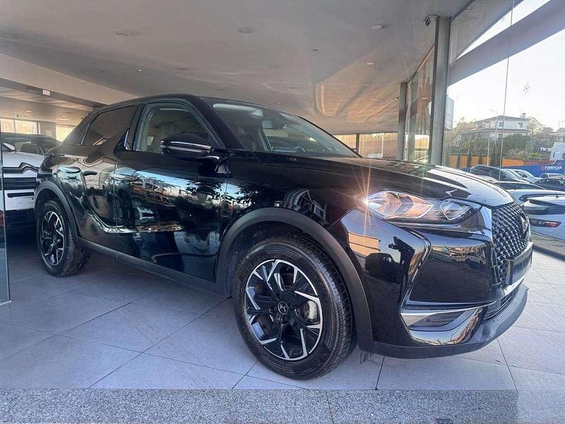 Usado DS Automobiles DS3 Crossback So Chic 130 HP (95 kW) 2020 Preto SUV