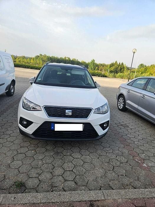 Usado 2021 Seat Arona Style SUV | € 17.850 (Preço justo) - Imagem 1/4