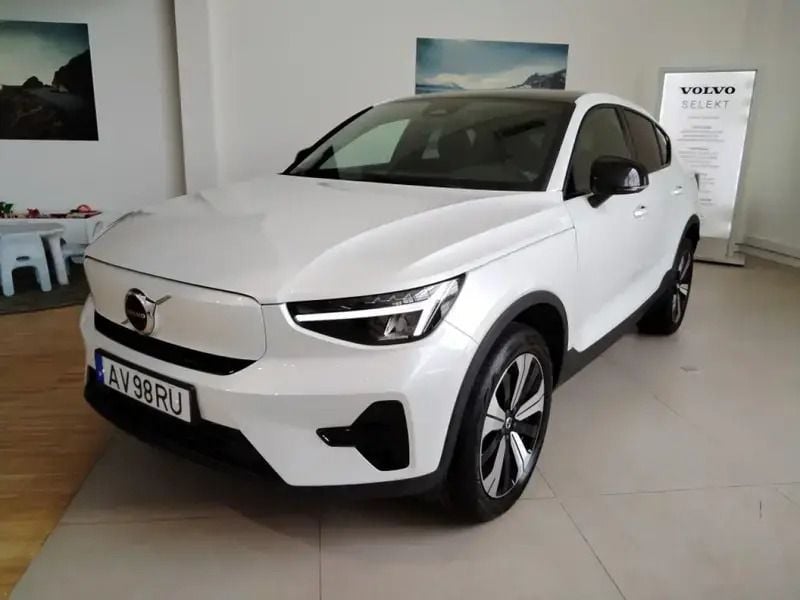 Branco Usado 2023 Volvo EC40 Plus SUV | € 39.900 (Bom preço) - Imagem 1/4