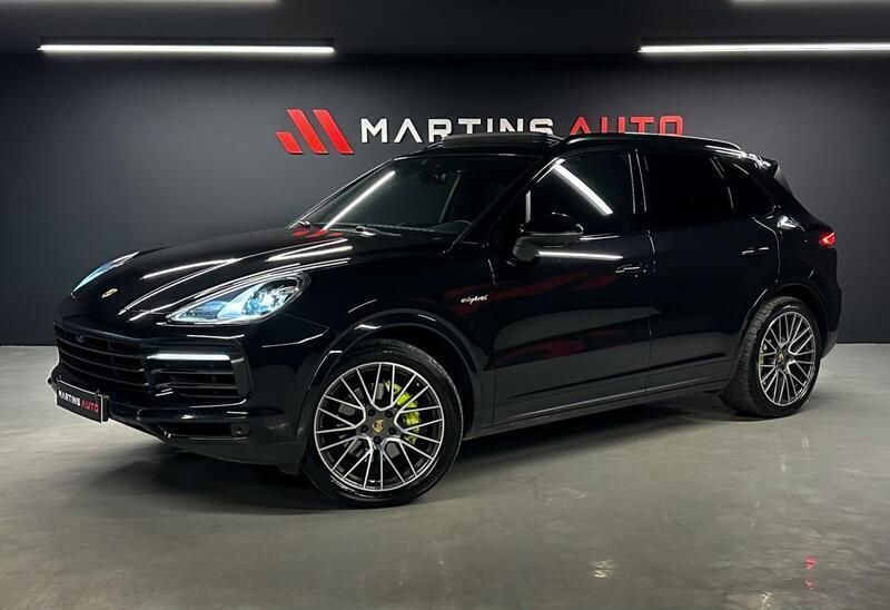 Preto Usado 2021 Porsche Cayenne SUV | € 89.990 (Preço elevado) - Imagem 1/4