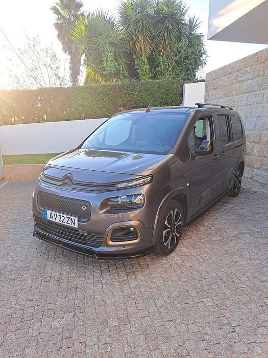 Usado 2023 Citroën e-Berlingo XTR Monovolume | € 30.450 - Imagem 1/4