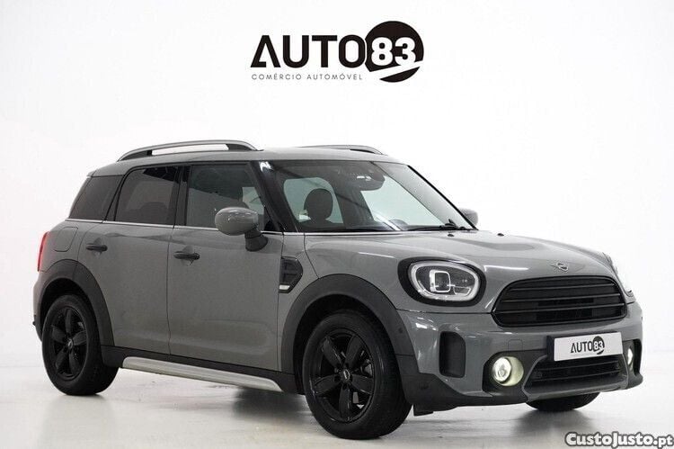 Cinza Usado 2021 Mini One D Countryman Classic SUV | € 25.990 (Preço justo) - Imagem 1/1