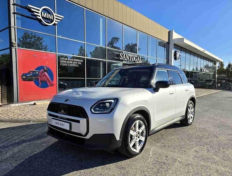 Branco Usado 2025 Mini Countryman SUV | € 38.490 (Super Preço) - Imagem 1/4