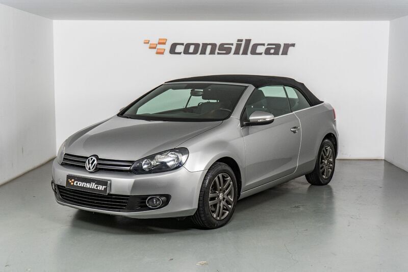 Cinza Usado 2011 VW Golf VI Trendline Cabrios | € 12.980 (Preço justo) - Imagem 1/4